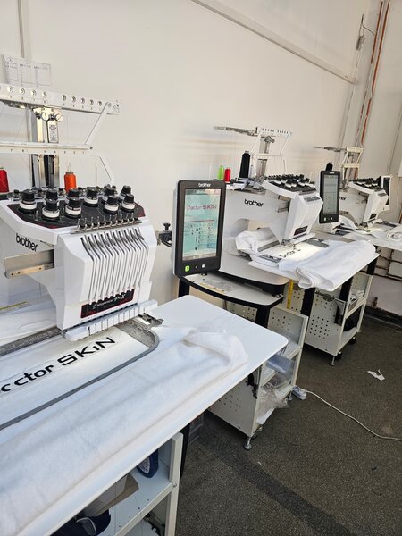 Operator broderie computerizata